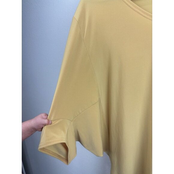 Women's Gold Flowy Top - Picture 3 of 8
